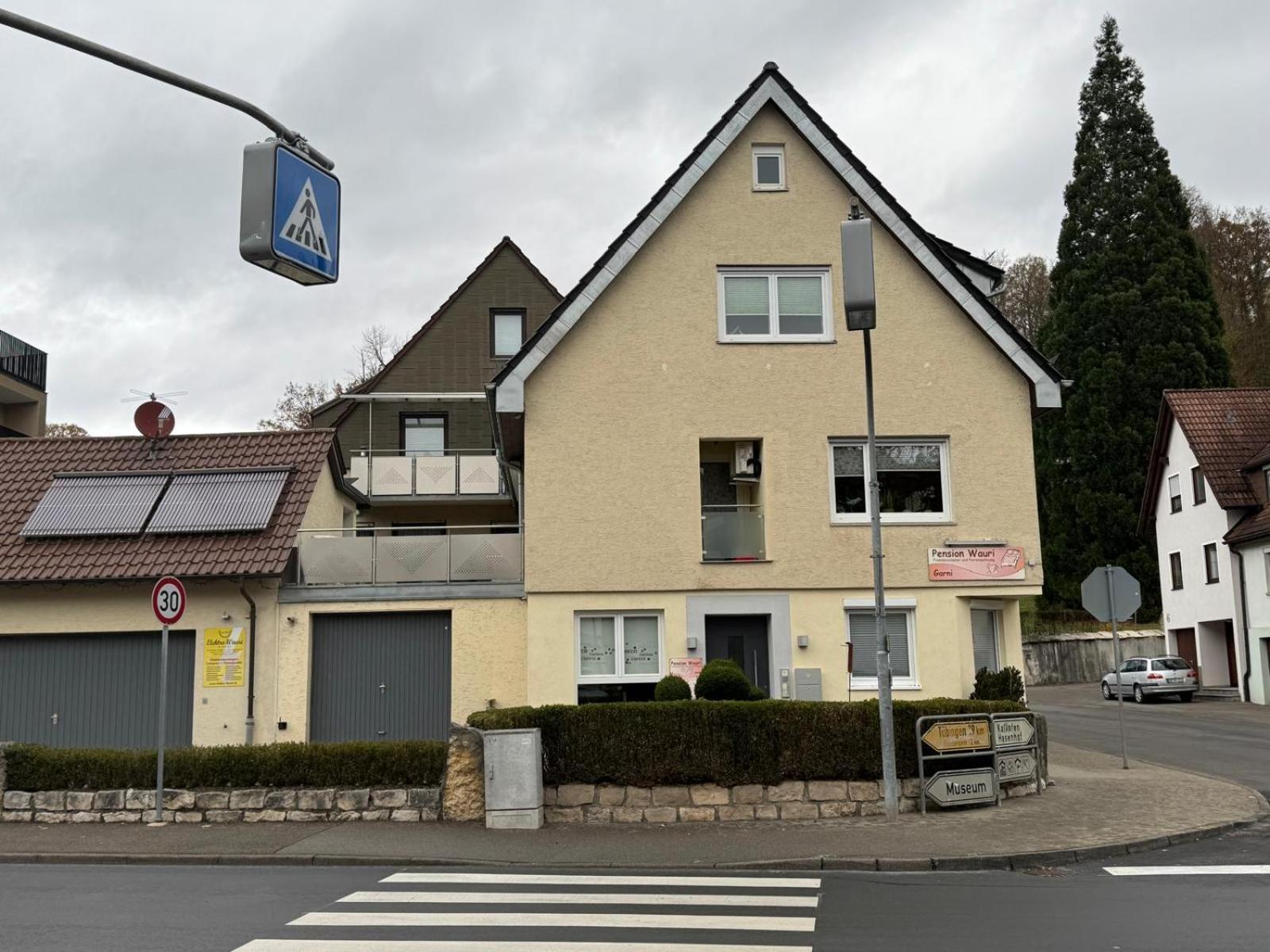 Ferienwohnung "Schwarzwald" , Pension Wauri Waldenbuch エクステリア 写真
