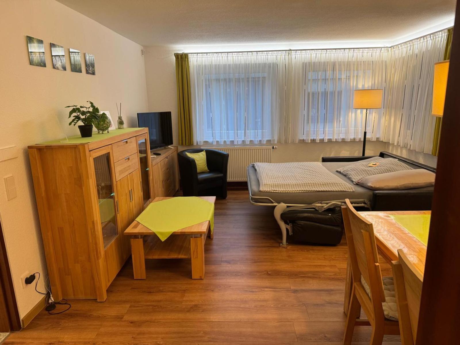 Ferienwohnung "Schwarzwald" , Pension Wauri Waldenbuch エクステリア 写真